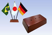 高級木製3本立てスタンド　世界の国旗　外国旗
