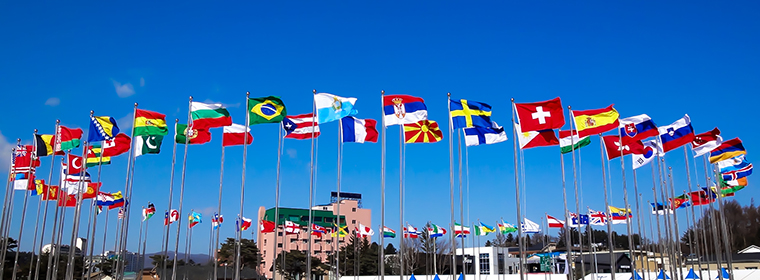 TOSPA 東京製旗｜世界200ヶ国の外国旗、日の丸、アーチフラッグ、ユニット紅白幕、のぼりなどを製造販売